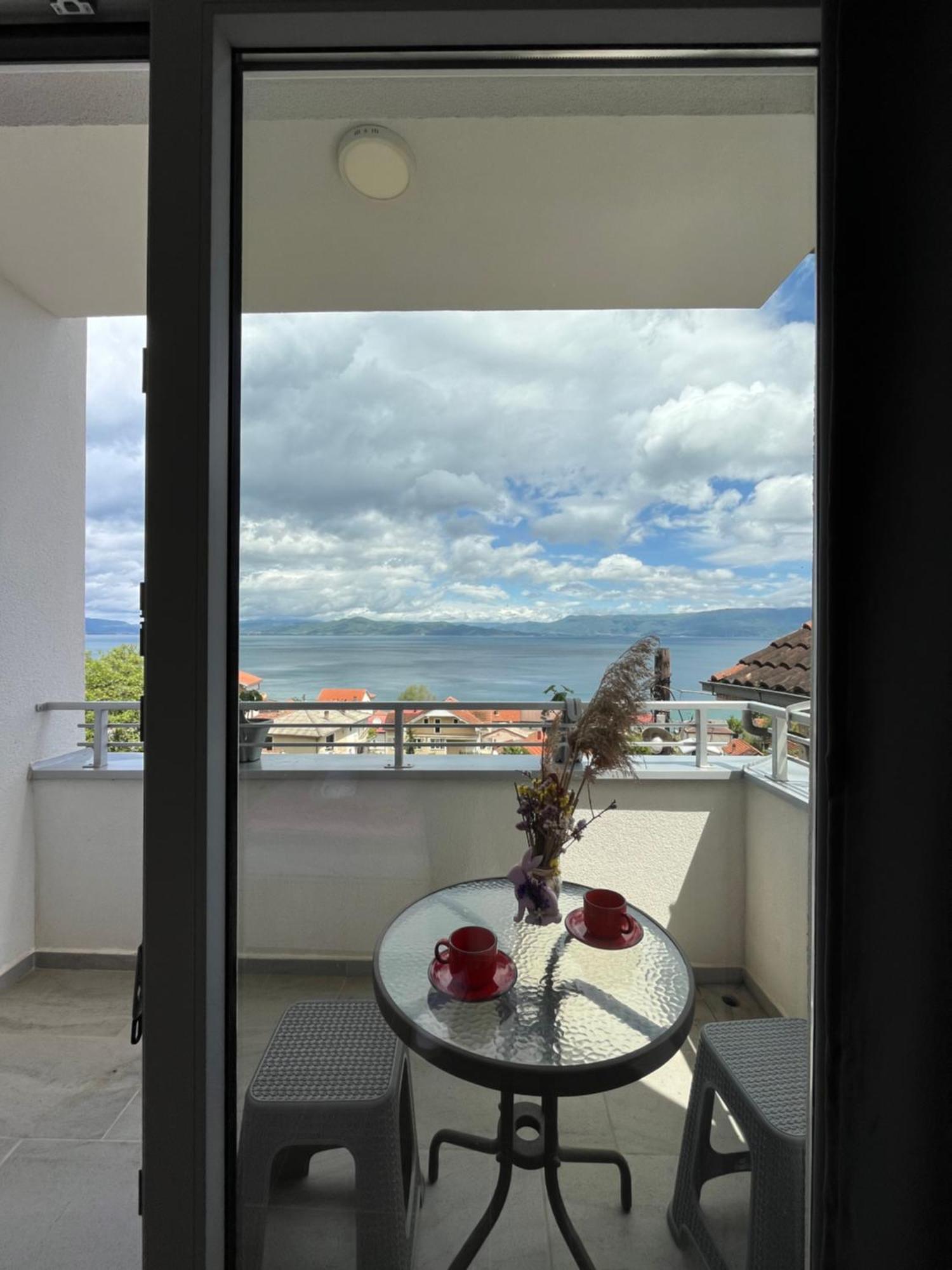 Vila Vista Magica Radozda สตรูกา ภายนอก รูปภาพ